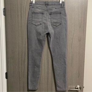 Loft "The Curvy Sculpt Jegging" - Grey Wash Stretchy & High Rise - Size 8 | 29